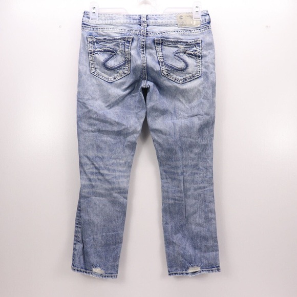 Silver Jeans Womens Size 28/24 Aiko Mid Rise Capri Distress Light Wash - Picture 2 of 11